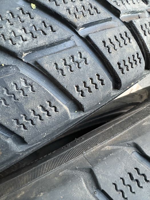 Продам 2ш 215/65/R16 1000грн/колесо