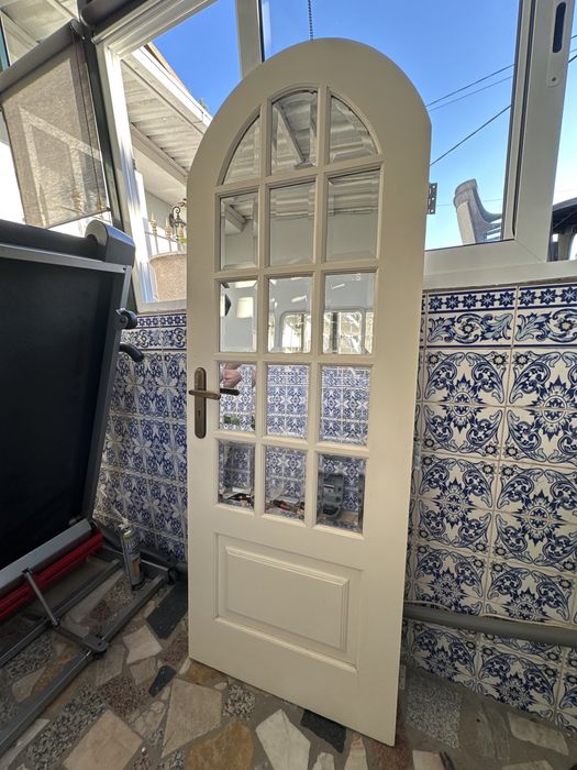 Porta com varios vidros