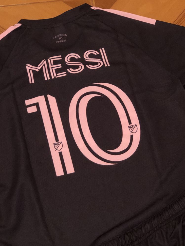 Equipamento Messi Miami para Criança