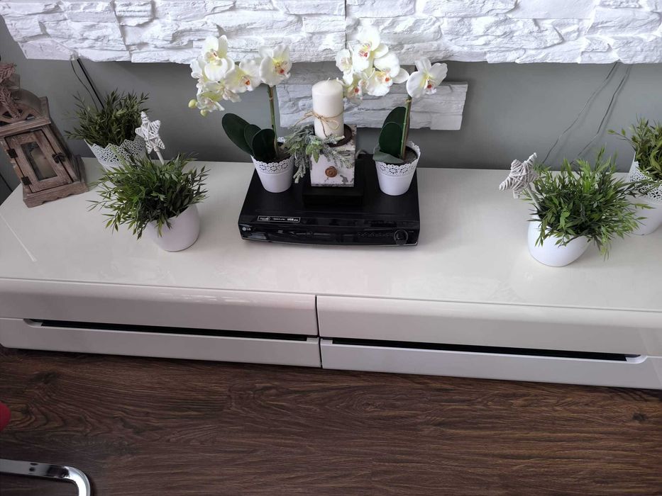 Sprzedam komplet mebli do salonu