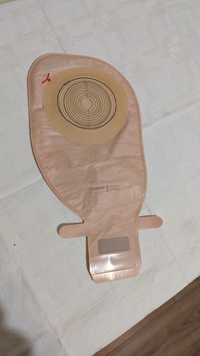 Калоприймачі стомічні Coloplast Alterna Free (REF 17500)