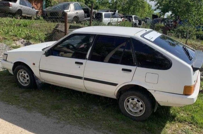 Запчасти Toyota corolla e80