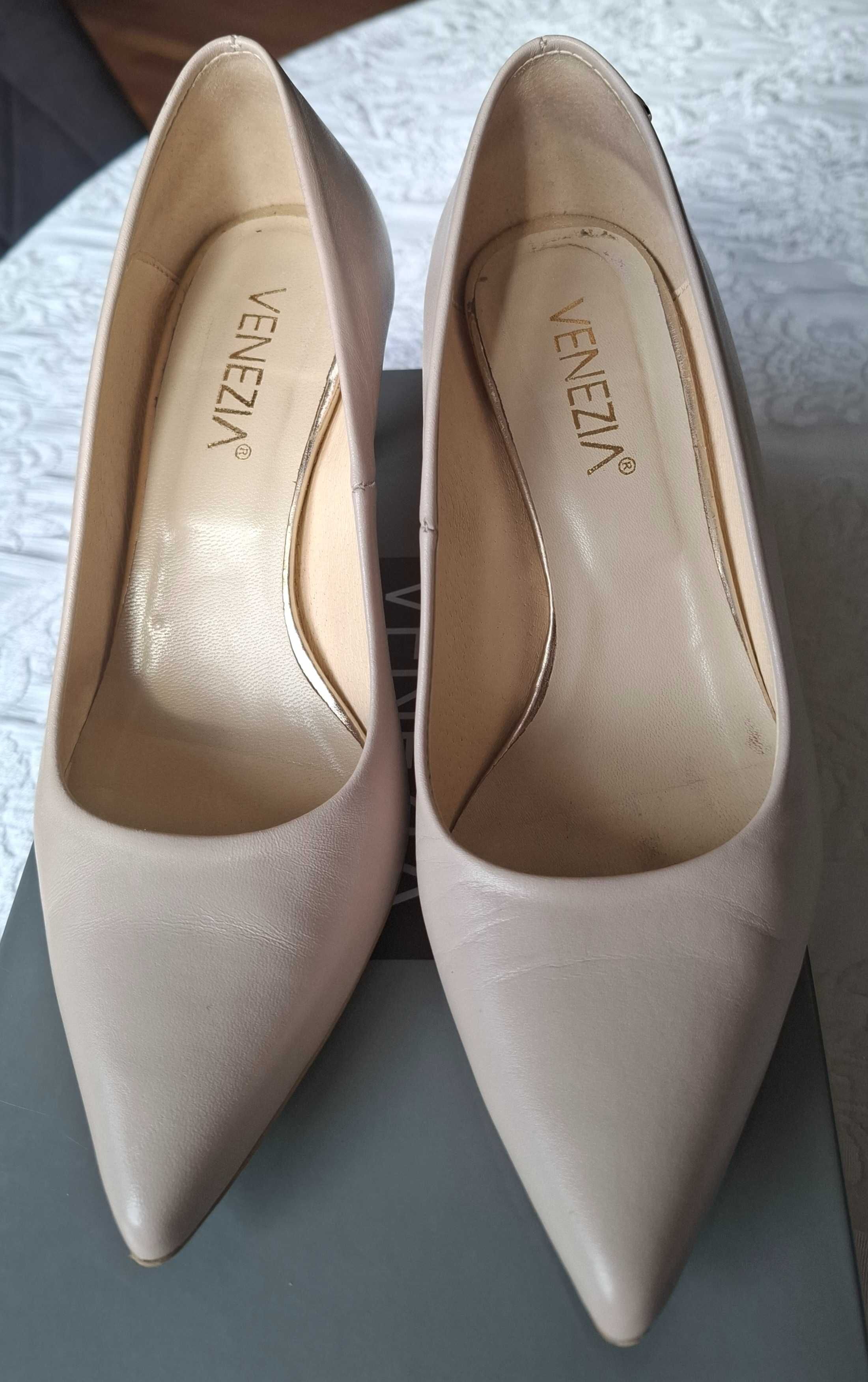 Buty wiosenne czółenka, szpilki Venezia, r. 36
