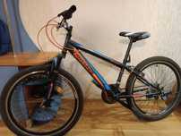 Продам скоростной велосипед shark crossride, колеса 26"  3000грн