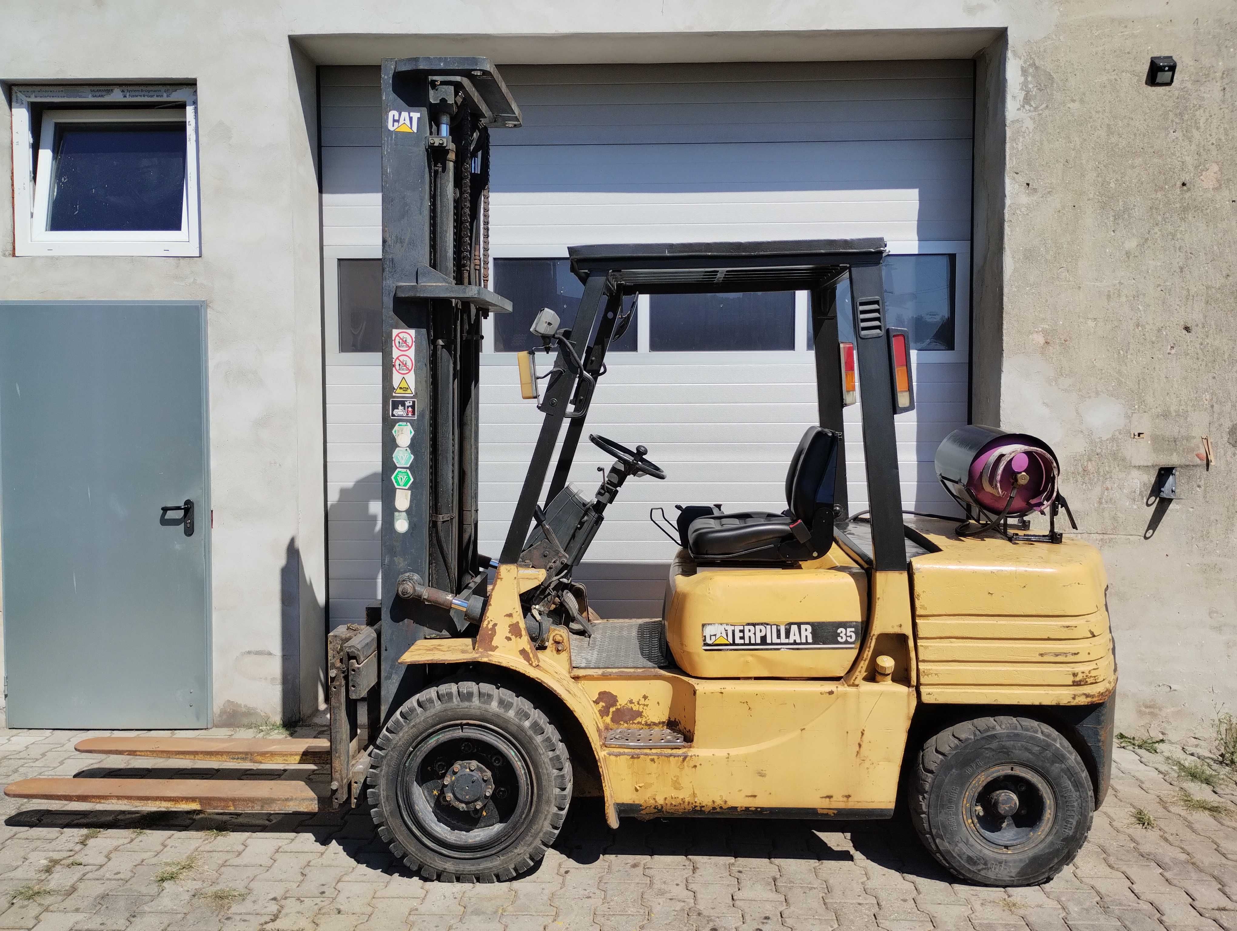 Wózek widłowy Caterpillar GP 35 A o udźwigu 3,5 t