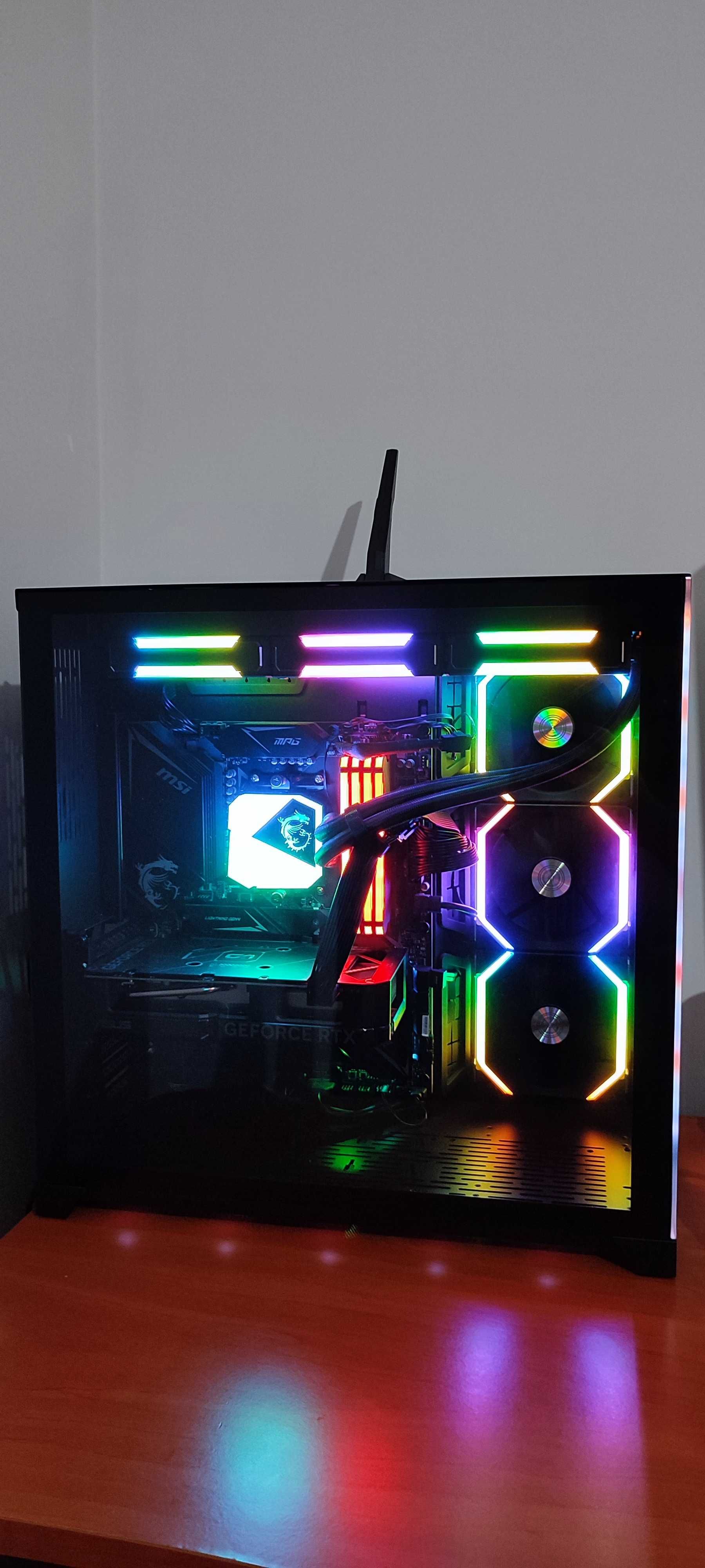 PC Workstation/Gaming- Razer Edition--Lian Li--MSI