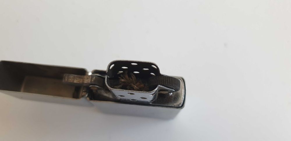 Starocie z Gdyni - Zapalniczka typu ZIPPO sprawna