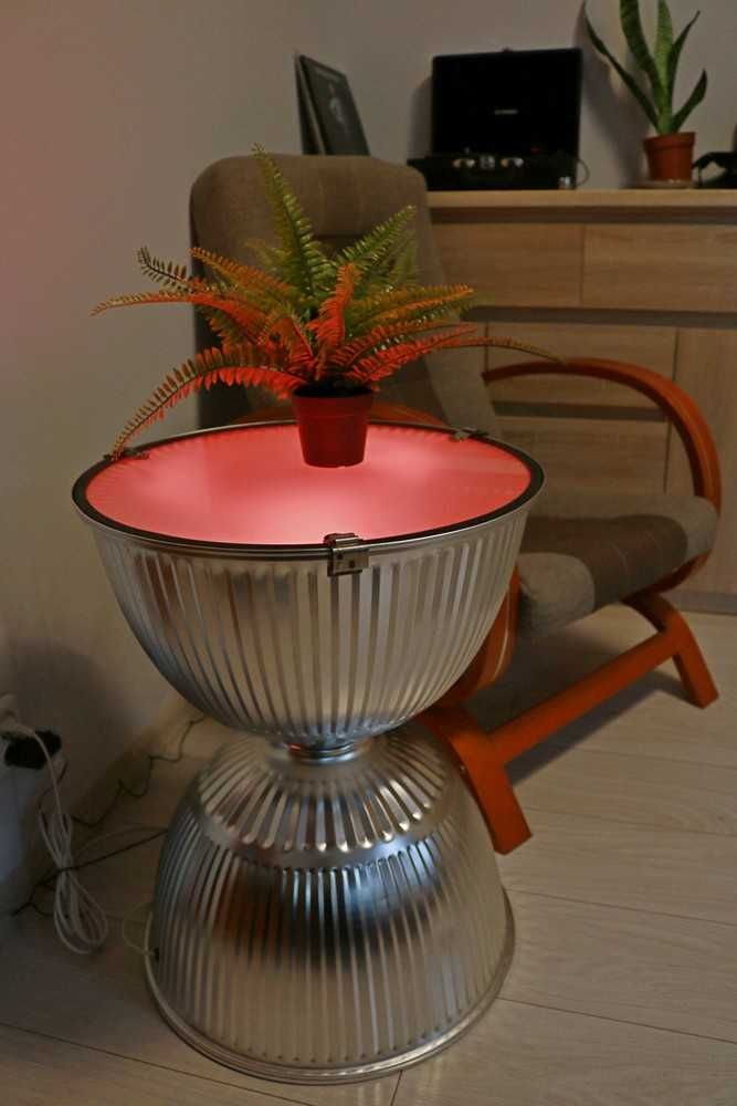 Stolik kawowy podświetlany vintage
