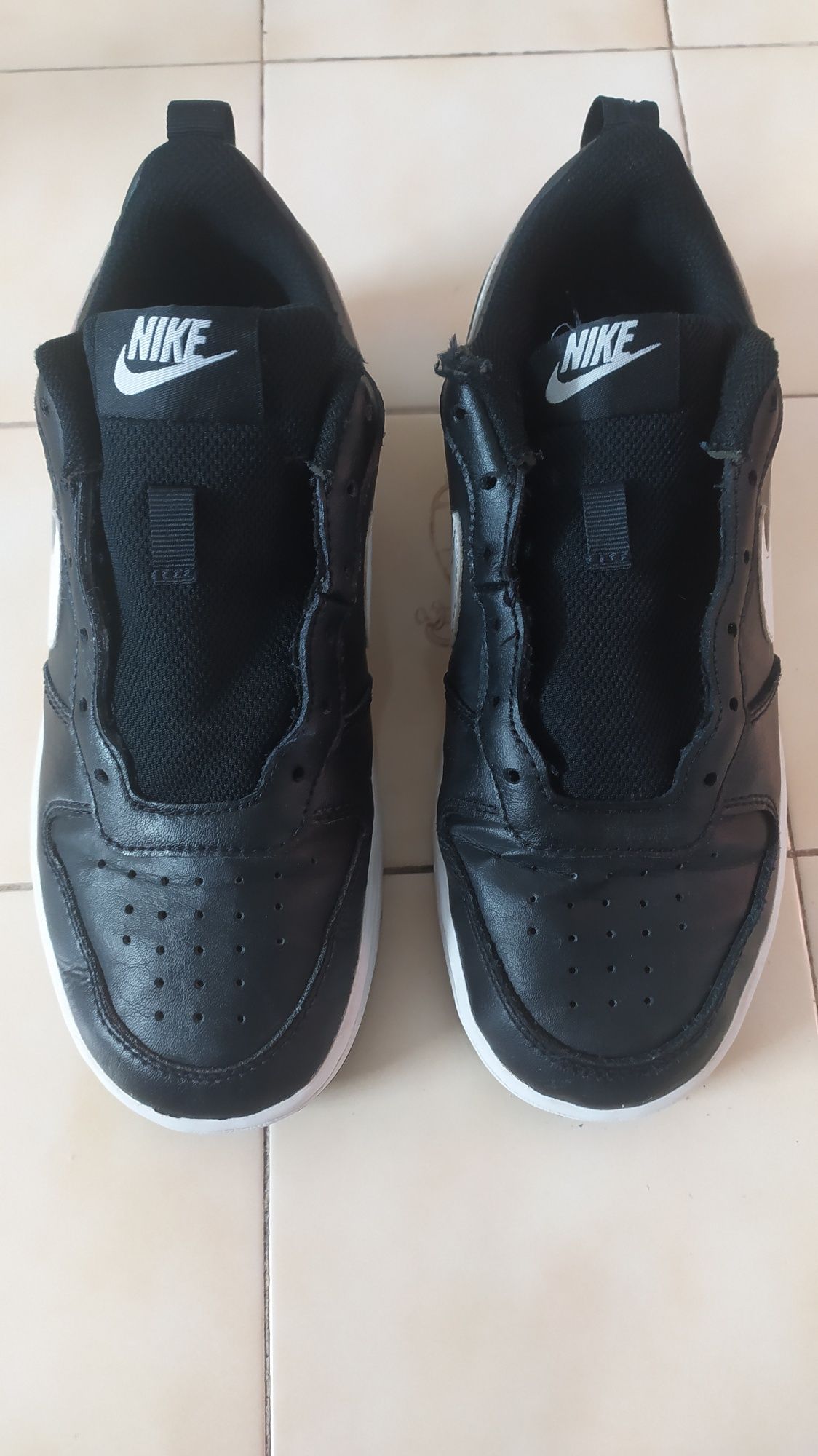 Tênis Nike preto 36.5