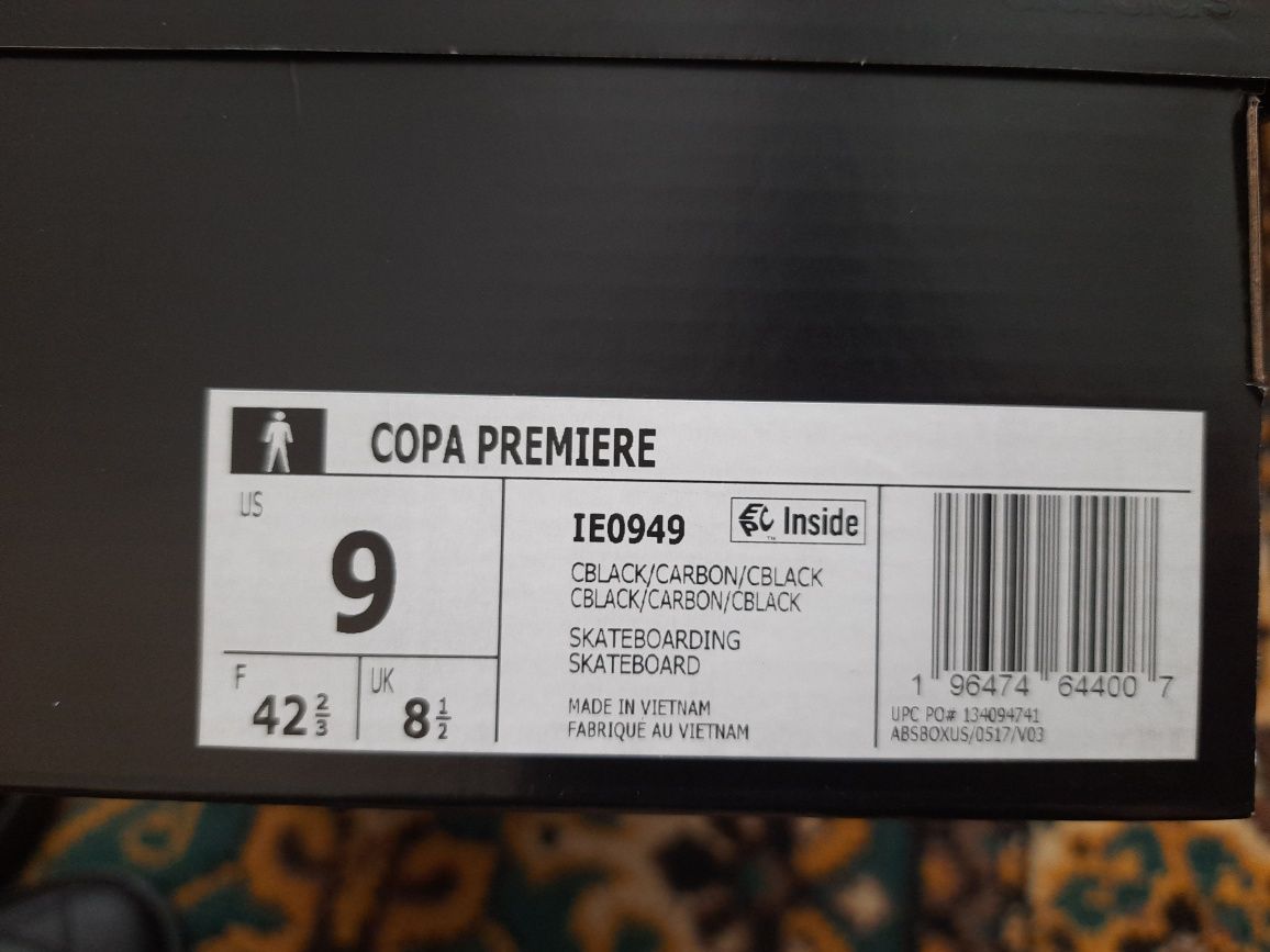 Чоловічі шкіряні кросівки Adidas IE0949 COPA PREMIERE US 9, (26,5см)