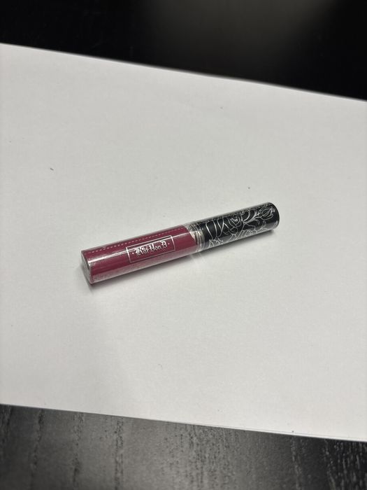 Pomadka Kat Von D Beauty różowy matowy w płynie mother 3 ml