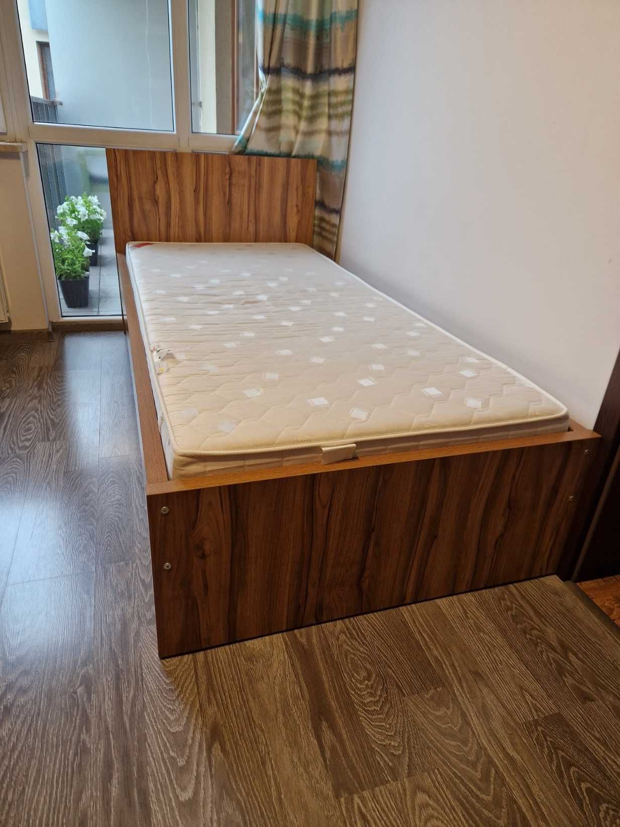 Łóżko pojedyncze 90x200 + materac JANPOL Kronos