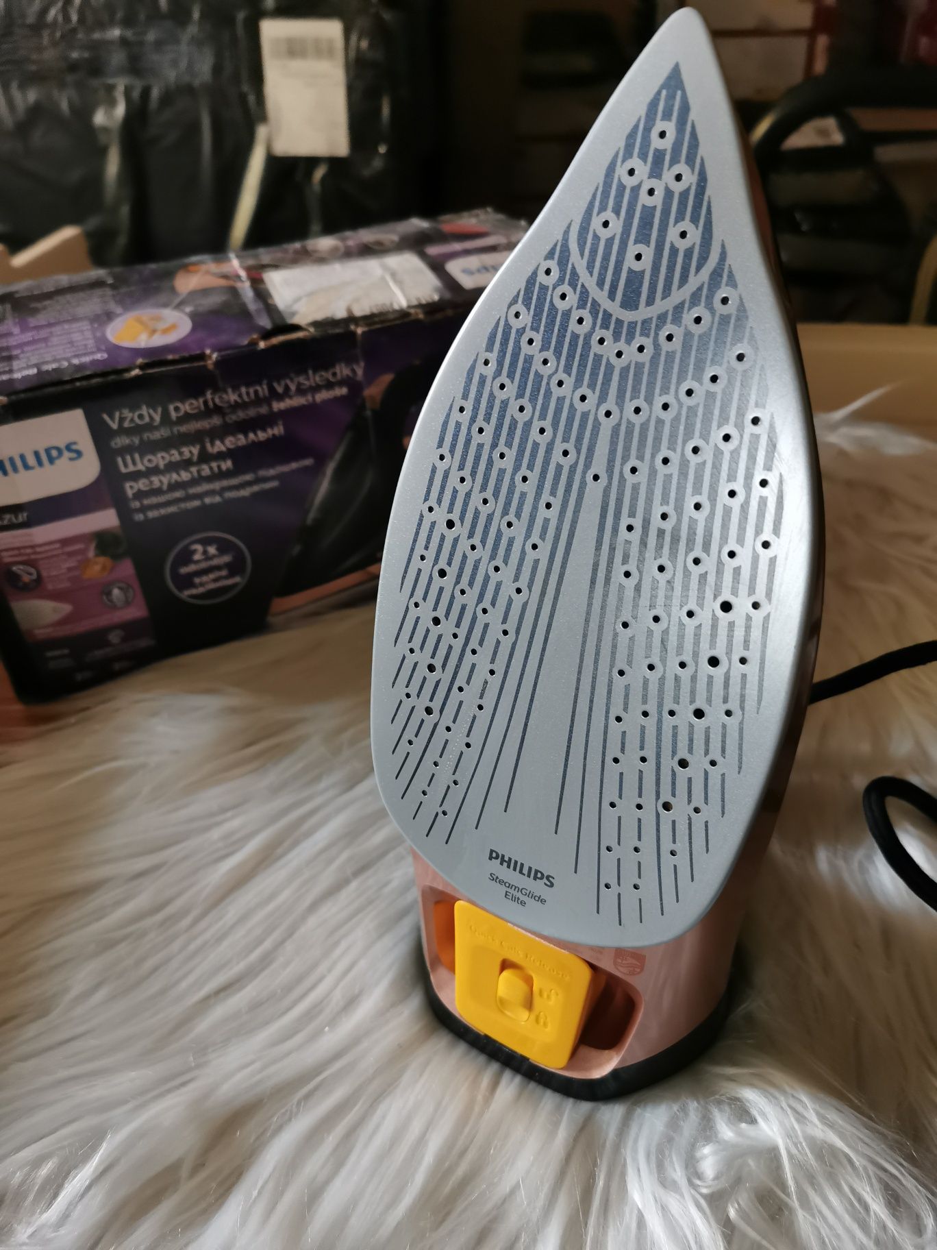 Żelazko parowe PHILIPS AZUR GC4909 mocne 3000W