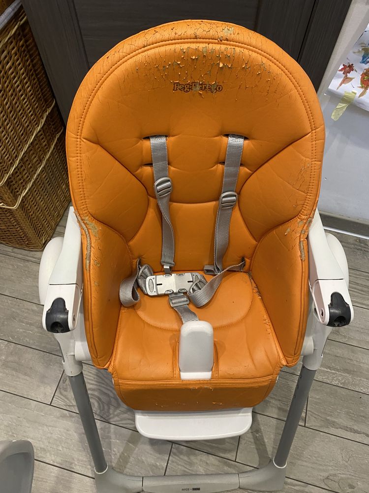 Крісло для годування Peg Perego