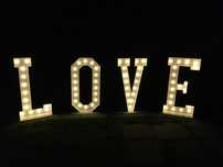 Napis Love Bialy 100 cm  Sprzedam Wesele