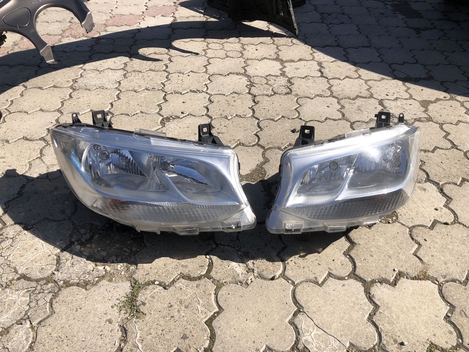 Фари Спрінтер w907 2019-2025 рік Mercedes Sprinter