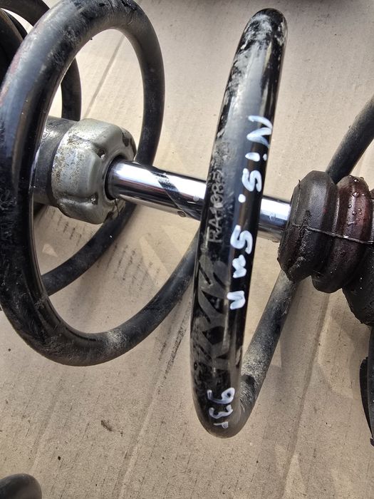 Стойки в сборе Nissan Sunny N14 91-96 левая правая передняя задняя