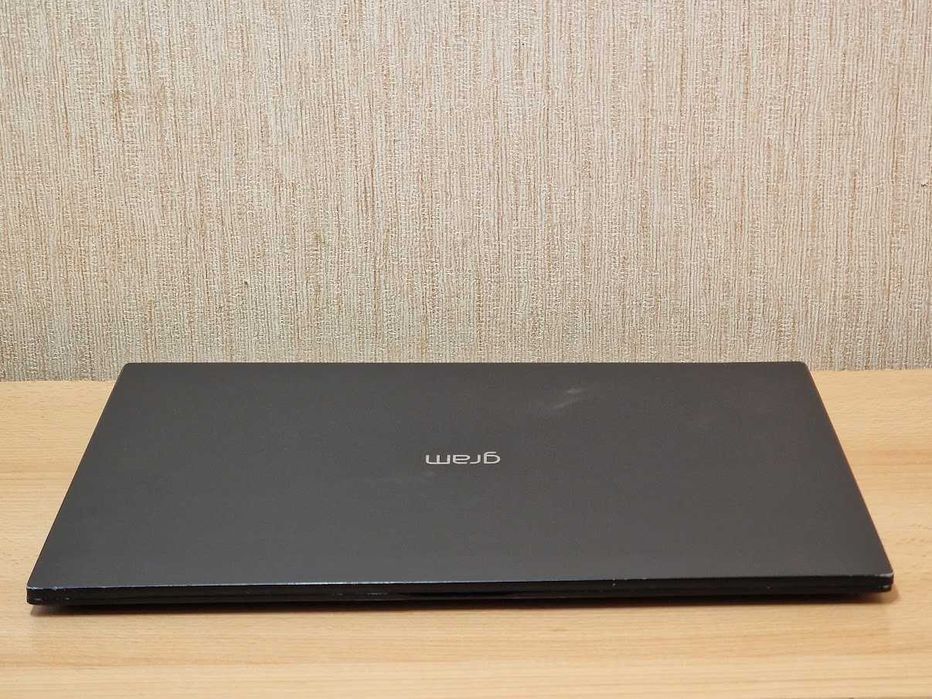 LG gram 17" Ultra-Lightweight Core i7-1360P SSD1Tb  Легкий-вага 1,3 кг