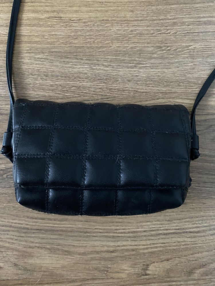 H&M pikowana torebka