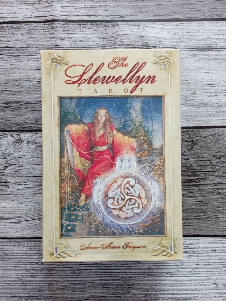 Nowe oryginalne karty Tarota The Llewellyn Tarot Oracle Runy
