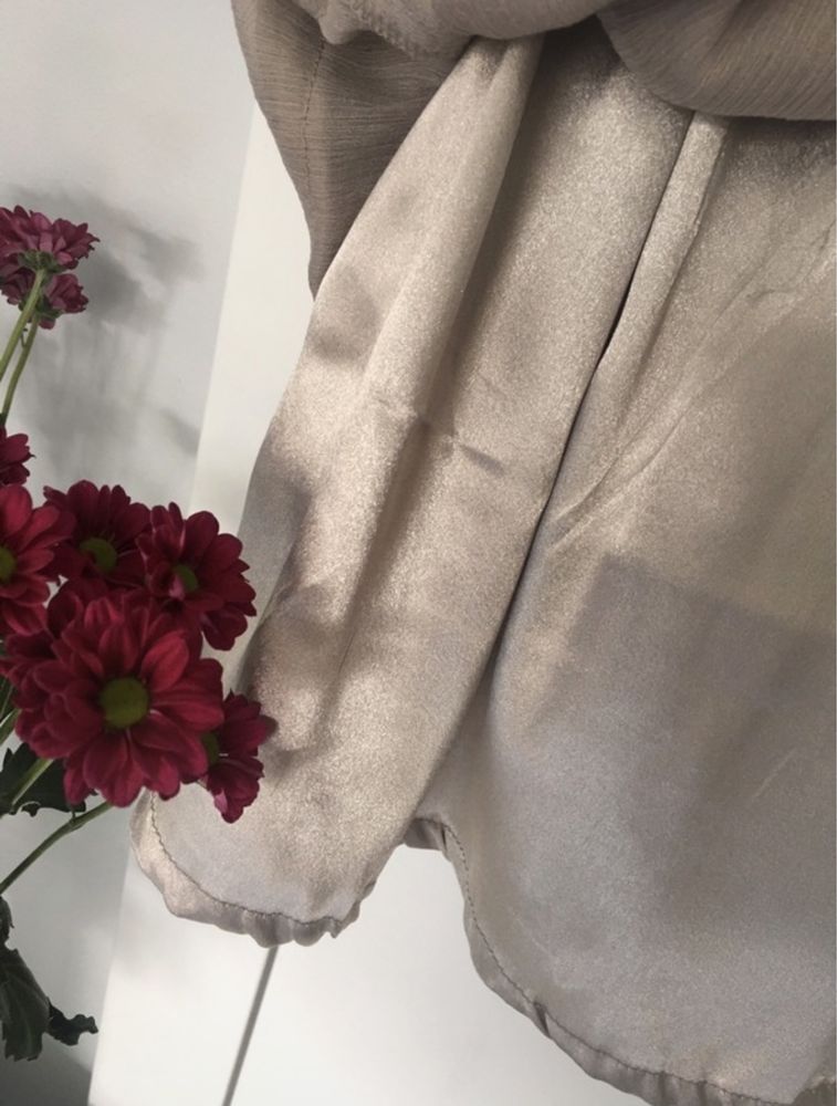 Sukienka elegancka z metalicznym połyskiem BonPrix