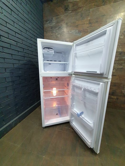 Двокамерний холодильник Samsung RT42CB662012UA, No Frost,тихий,місткий