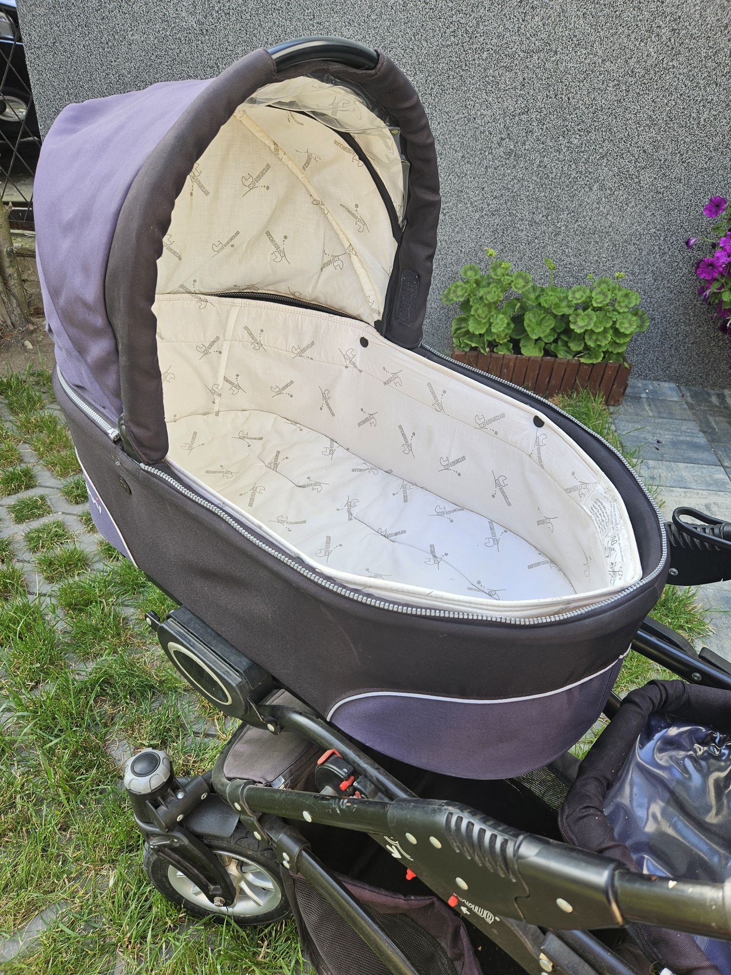 Wózek rok po roku Baby Active Twinni