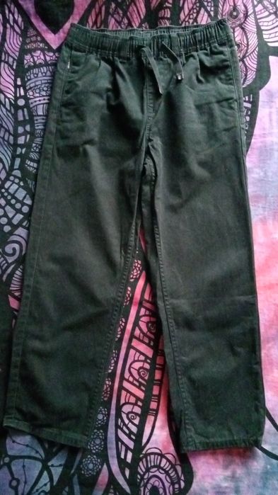 Cropp chinosy czarne 28 XS