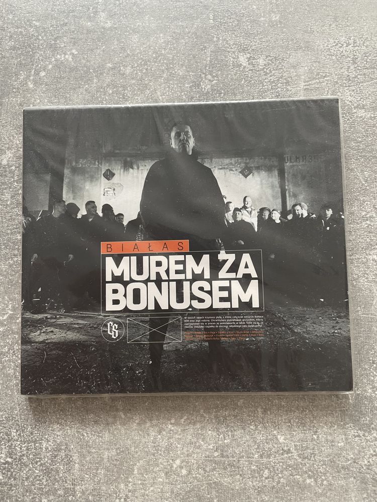 Białas Murem Za Bonusem Preorder