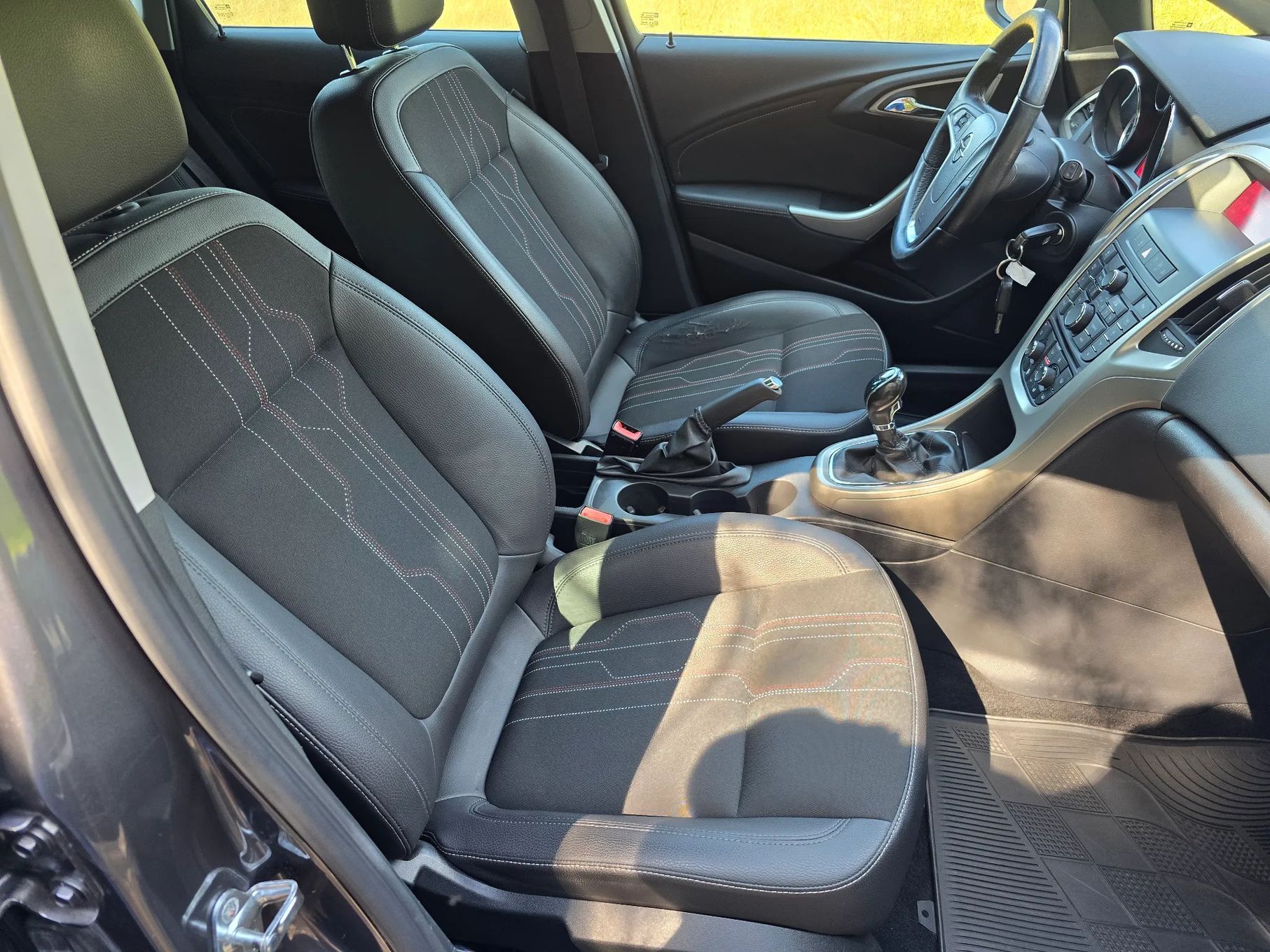 Opel Astra J*1,4 TURBO*140 Ps*Klima*179 Tyś.Km*Śliczny*Zadbany*Egzemplarz*