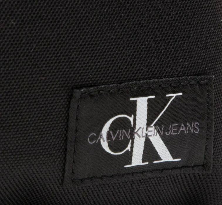 Calvin Klein Jeans - saszetka Micro Flatpack