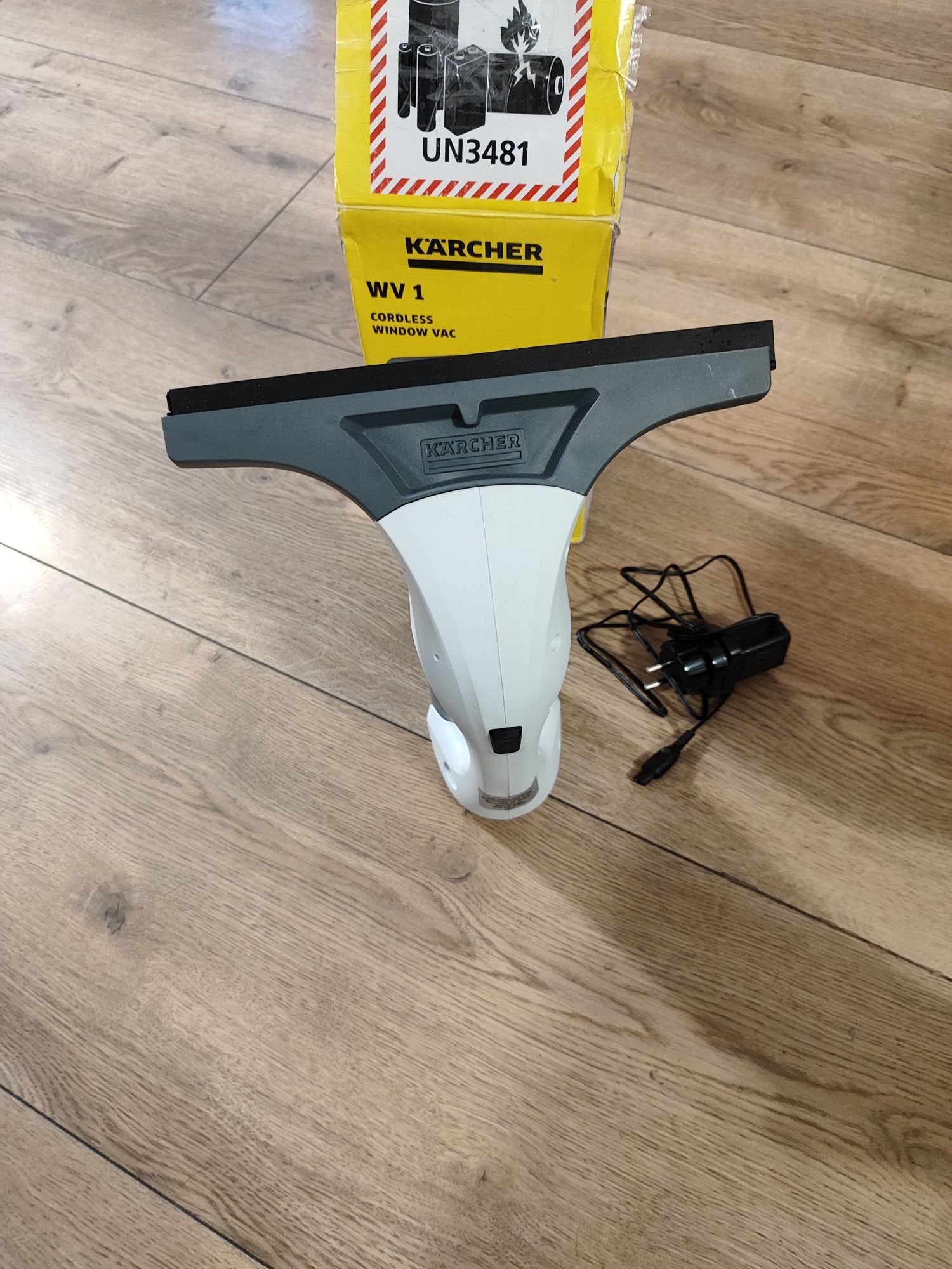 Myjka do okien Karcher WV 1 Plus