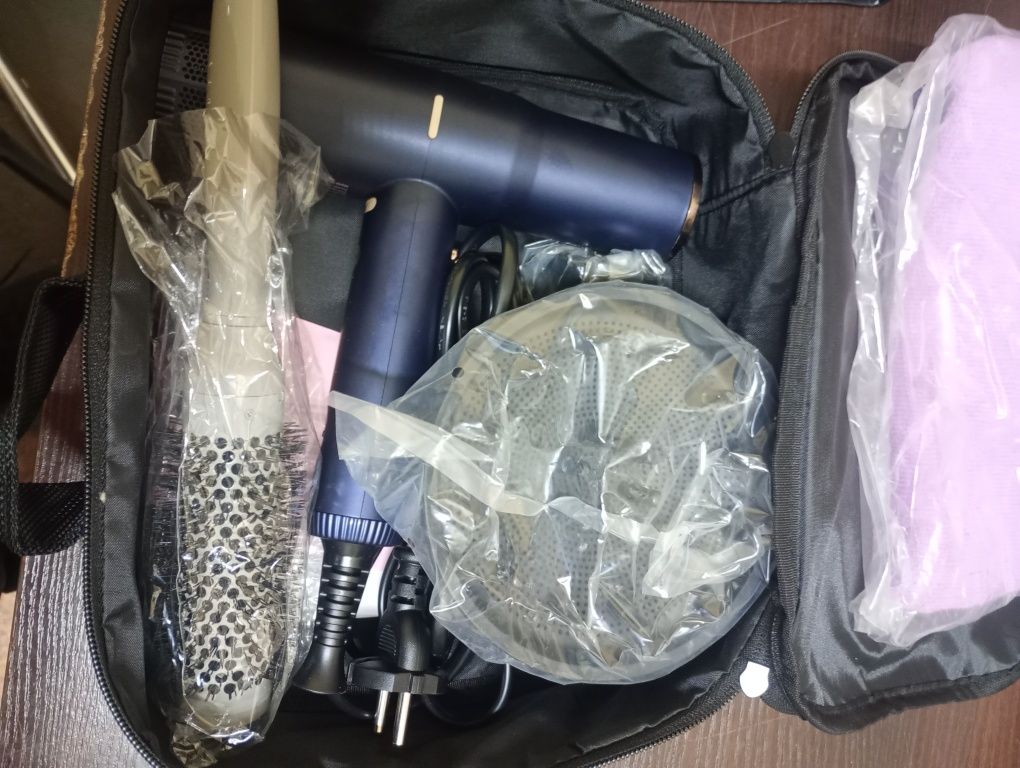 PARWIN PRO BEAUTY profesjonalna suszarka do włosów z jonizacją z wyjąt