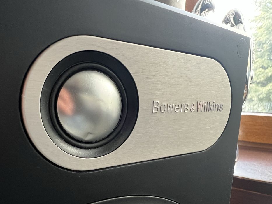 Kolumny Bowers&Wikins  (B&W) 683 200 watt