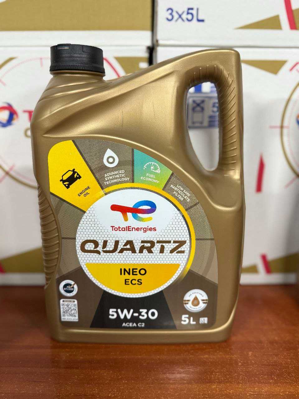 Моторна олива Тотал Total quartz ineo ECS 5w-30 5 л.