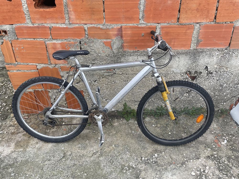 Bicicleta aro 26