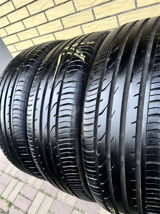 Шини резина R18 215.55 контененталь комплект