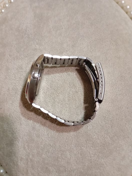 Продам часы Orient