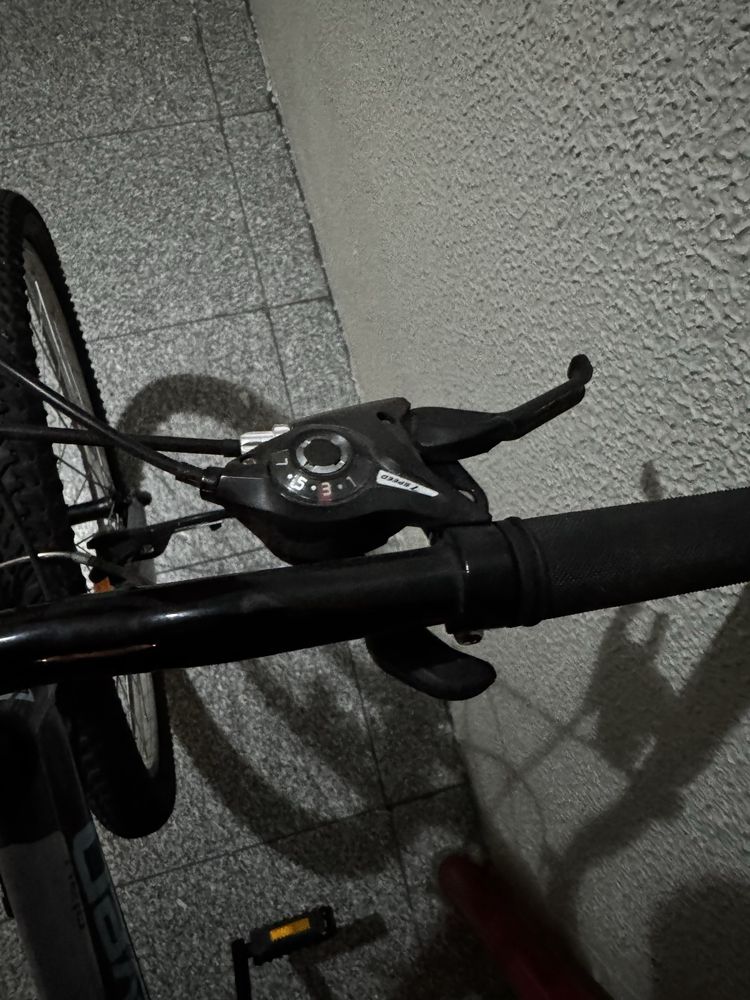 Vendo bicicleta nova