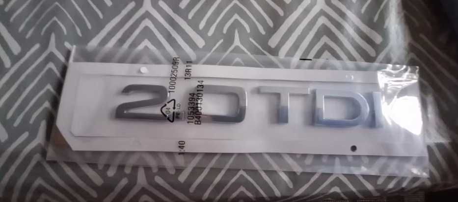 Nowy przyklejany emblemat srebrny znaczek 2.0TDI 2.0 TDI 2.8TDI czarny