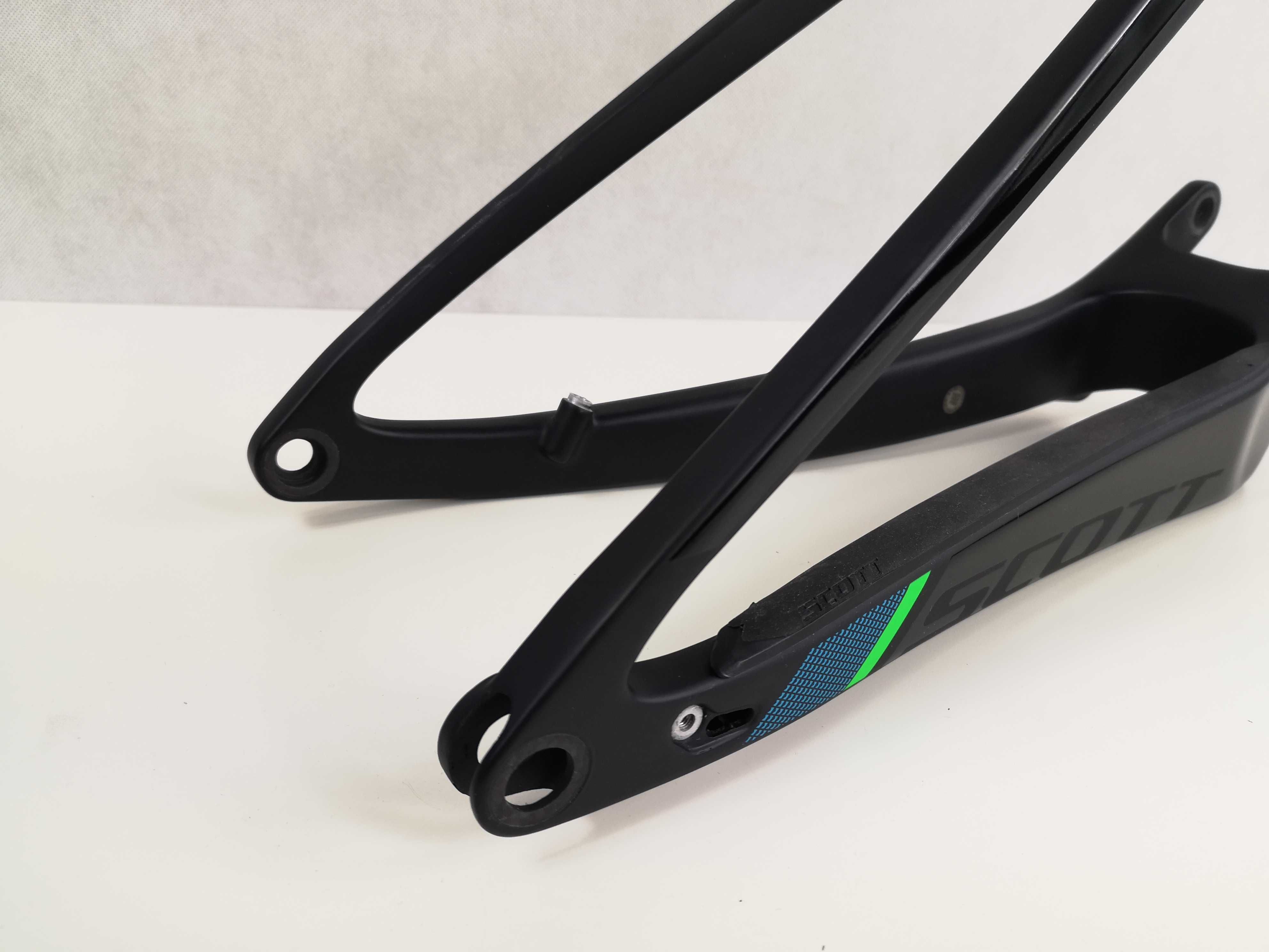 Nowy tylny wahacz SCOTT SPARK RC 700 ultimate carbon