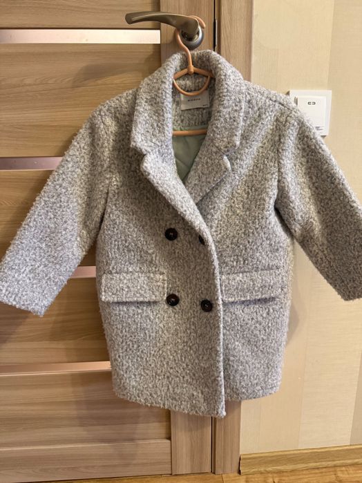 Пальто для дівчинки 116-122 тм Reserved