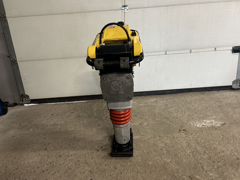 Skoczek stopa wibracyjna Wacker Neuson BS 50-2 (40)