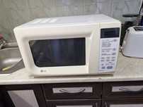 Микроволновка LG *MB4042G/01*