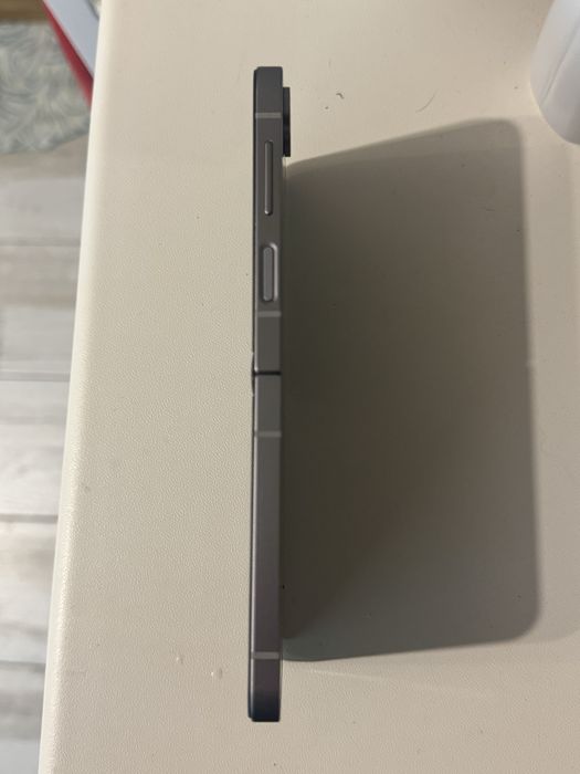 Продам Samsung flip 6