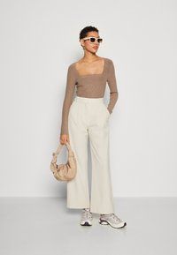 Bluzka z długim rękawem Abercrombie & Fitch S