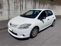Toyota auris 2012
