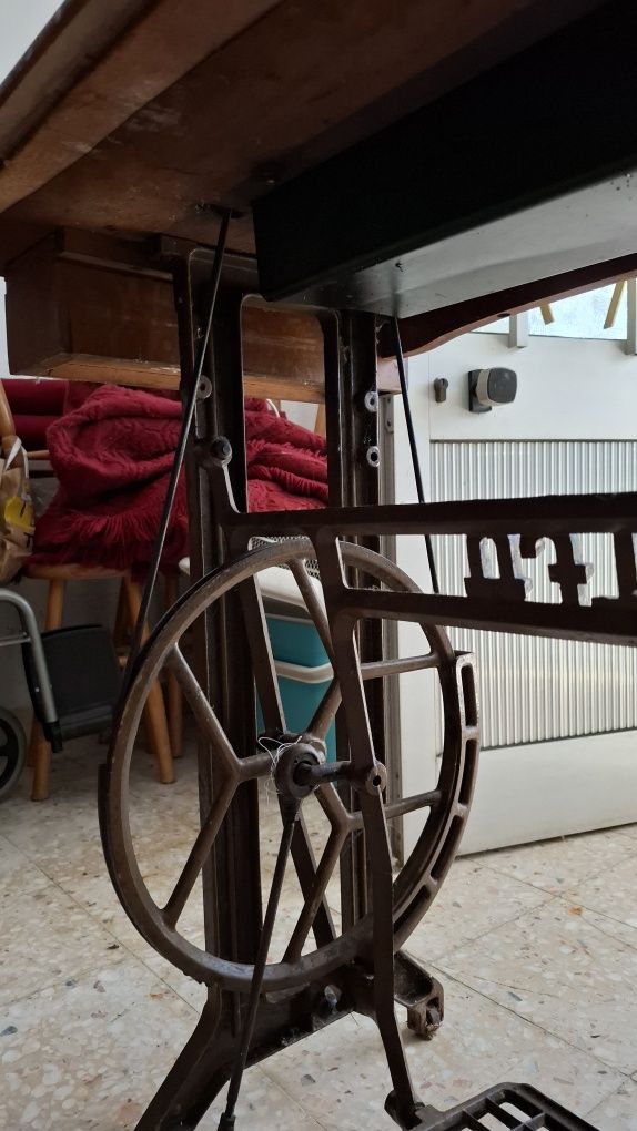 Maquina costura Vintage ALFA