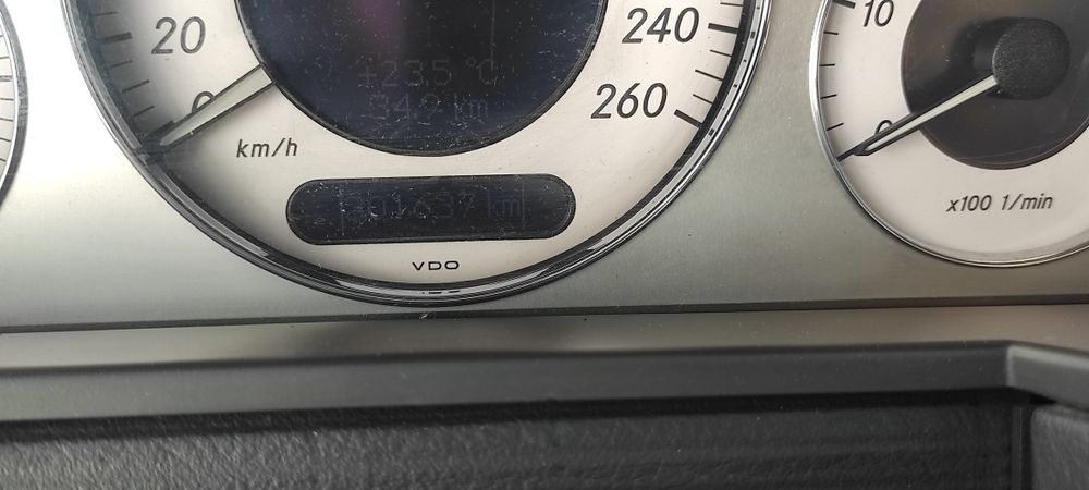 Mercedes e220cdi automático, w211