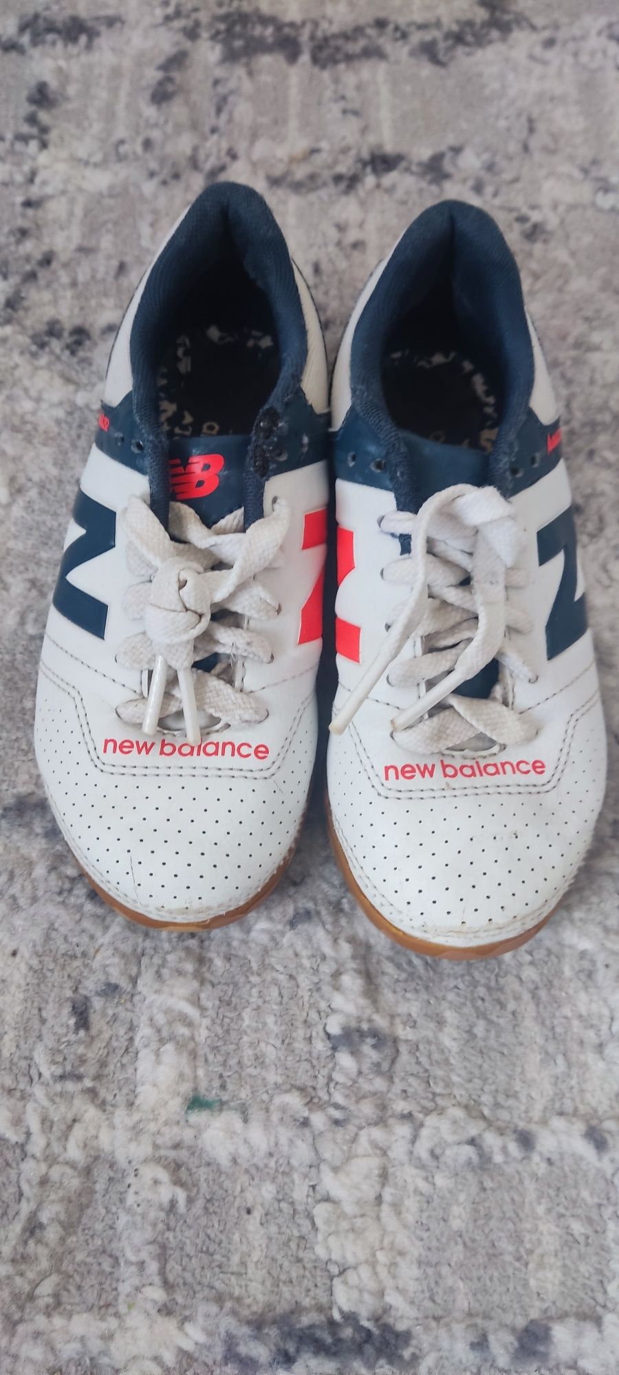 Buty sportowe chłopięce New Balance r.29